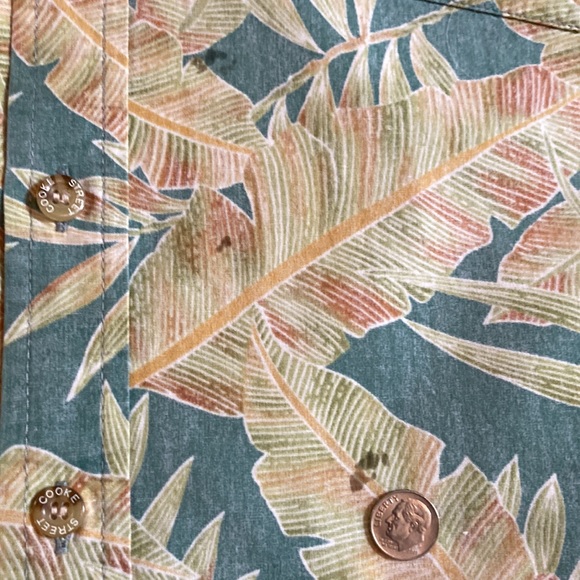 Hawaiian Shirt - Cooke Street - Honolulu - Made in Hawaii - USA - 100% Cotton - Picture 7 of 7